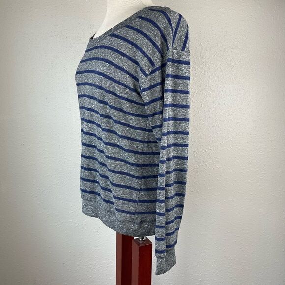Twenty One Gray and Blue Striped Long Sleeve Top Size M EUC - Picture 2 of 7